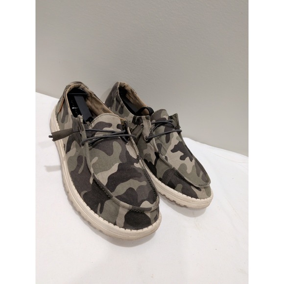 Hey Dude Shoes - Hey Dude Wendy Camo Womens 9 Green Camouflage Canvas Slip On Loafers 121417003